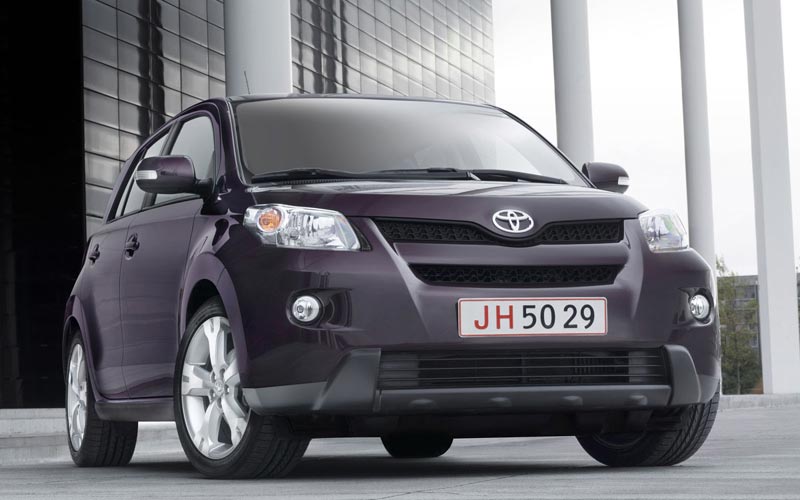 Фото Toyota Urban Cruiser | Фотография #3 | Фотографии Тойота Урбан Крузер