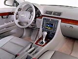 Интерьер салона Audi A4