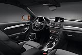 Интерьер салона Audi Q3