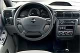 Интерьер салона Opel Sintra