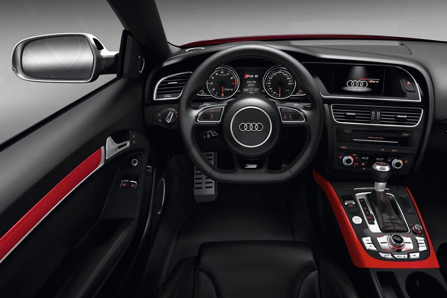   Audi RS5.  Audi RS5
