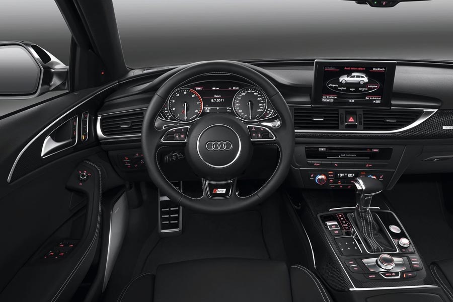   Audi S6.  Audi S6