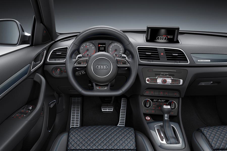   Audi RS Q3 perfomance.  Audi RS Q3 perfomance
