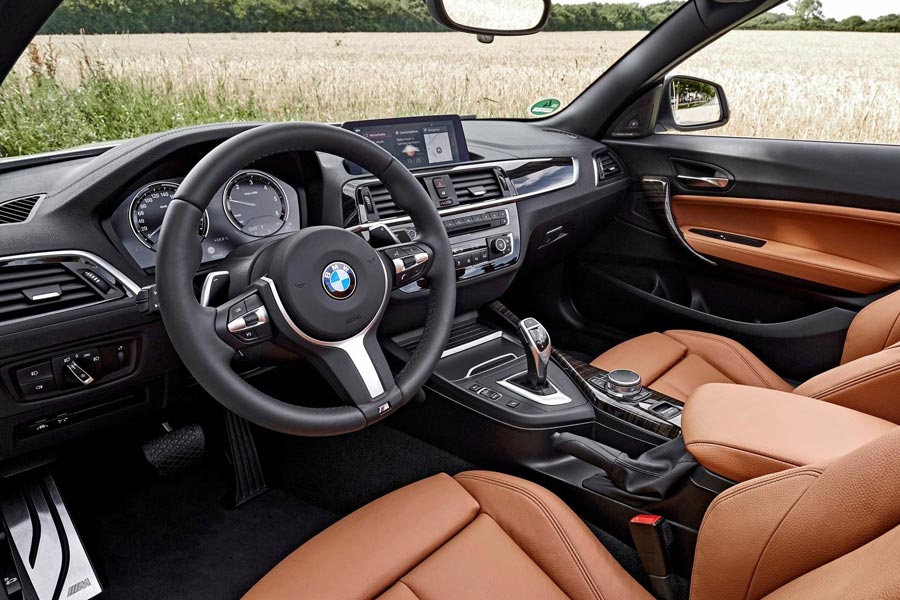   BMW 2-series Cabrio.  BMW 2-series Cabrio