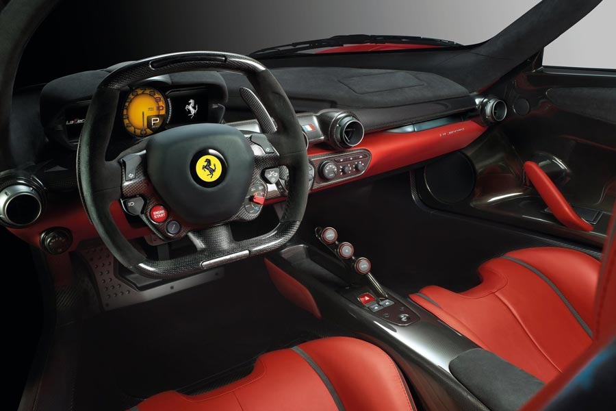   Ferrari LaFerrari.  Ferrari LaFerrari