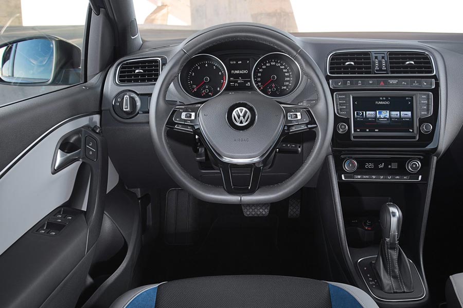   Volkswagen Polo.  Volkswagen Polo