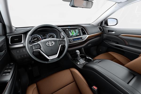 Toyota оценила обновленный Highlander - 4