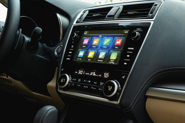 Subaru добавила Legacy комфорта - 4