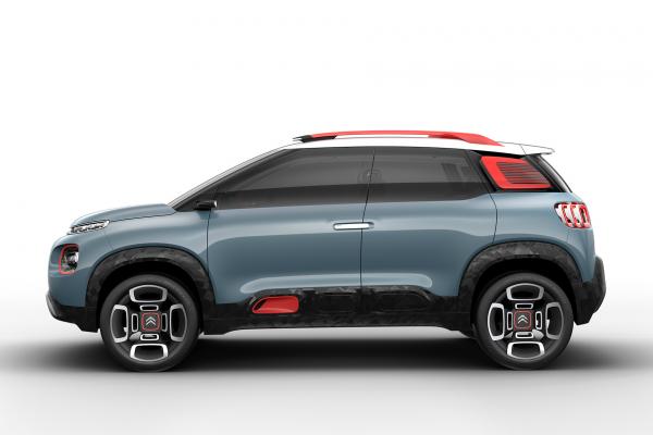 Citroen рассекретил C-Aircross - 2
