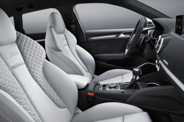 Обновленный Audi RS3 выдал 400 сил - 3