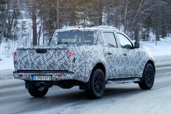 Mercedes приступил к тестам серийного пикапа - 2