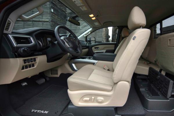 Nissan показал новый "полуторный" Titan - 2