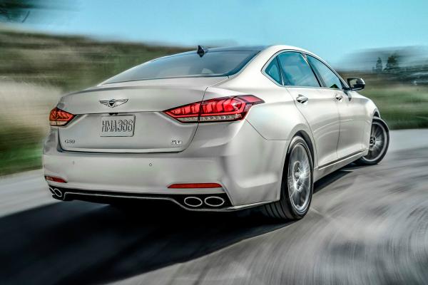 Hyundai Genesis уходит, чтобы вернуться - 3
