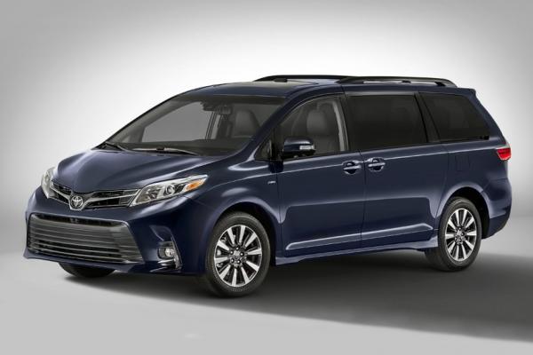 Toyota рассекретила обновленный Sienna - 1