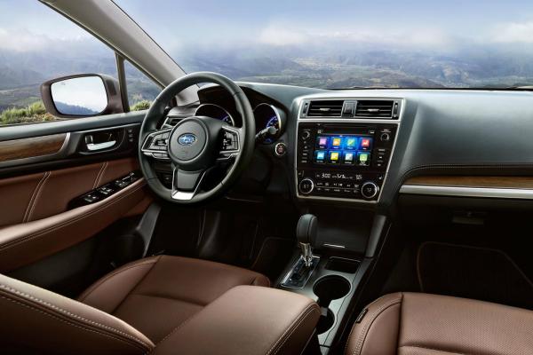 Subaru "подтянула лицо" Outback - 2