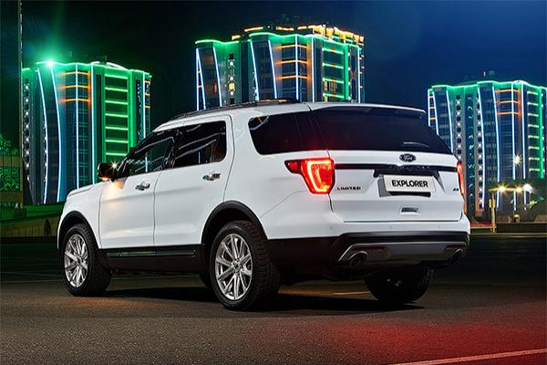 Ford рассекретил рестайлинговый Explorer - 1