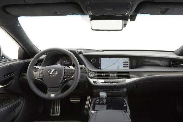 Новый Lexus LS примерил пакет F Sport - 2