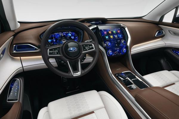 Семиместный Subaru показали в Нью-Йорке - 2