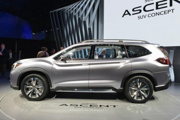 Семиместный Subaru показали в Нью-Йорке - 3
