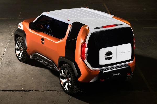 Toyota сделала "походный" кроссовер - 5