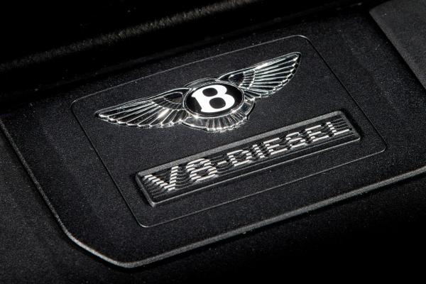  Bentley Bentayg    - 2