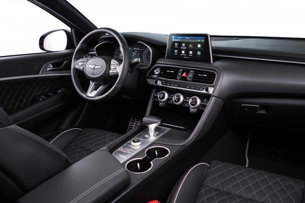 Genesis G70   "" BMW - 1