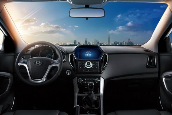 Китайцы везут в Россию еще один "паркетник" - 1