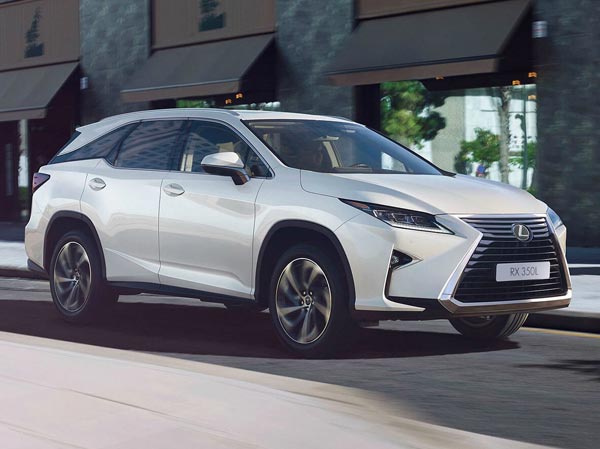 Lexus RX Black Royal. Фото Lexus