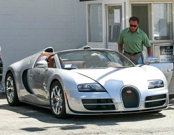 Bugatti Veyron Grand Sport Vitesse. Фото https://theeagleonline.com.ng