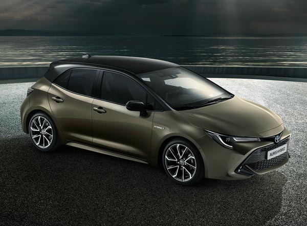 Toyota Auris 2018. Фото Toyota