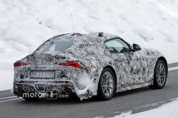 Toyota Supra попалась в паре с новым родстером BMW - 1