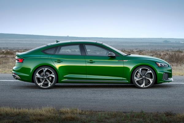 Audi  RS5   - 2