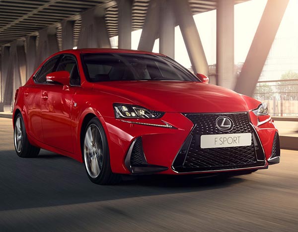 Lexus IS. Фото Lexus