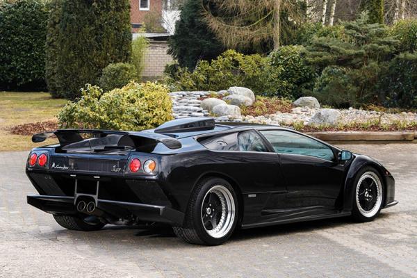    Lamborghini    - 2