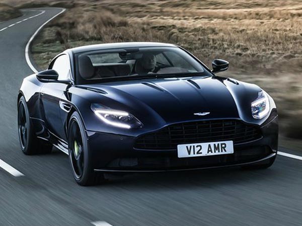 Aston Martin DB11 AMR. Фото Aston Martin