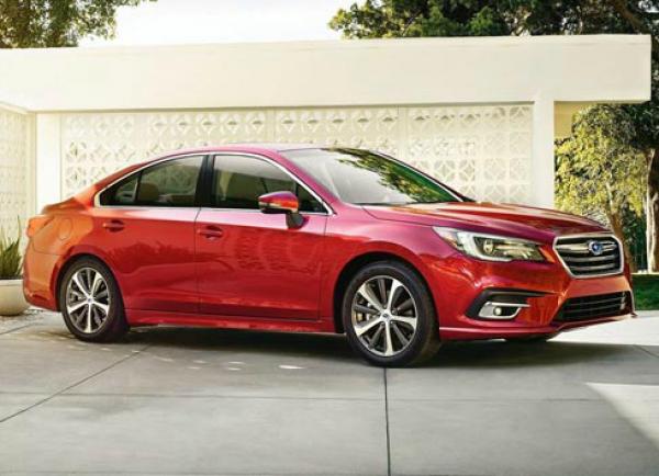 Subaru Legacy. Фото Subaru