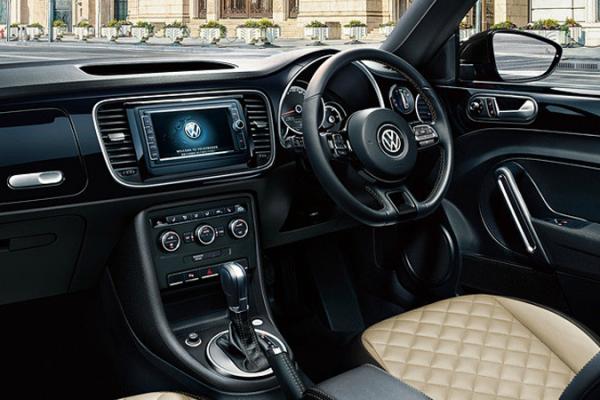 VW красиво прощается с Beetle - 1