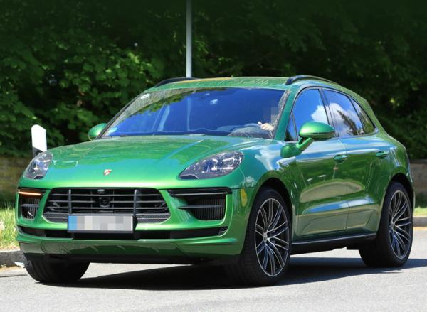 Porsche Macan. Фото Motor1