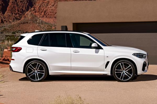 Новый BMW X5: пневмоподвеска и цифровой интерьер - 4