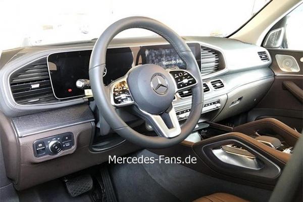     Mercedes GLE  - 1