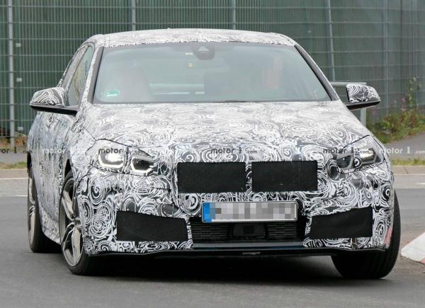 BMW M140i. Фото motor1.com