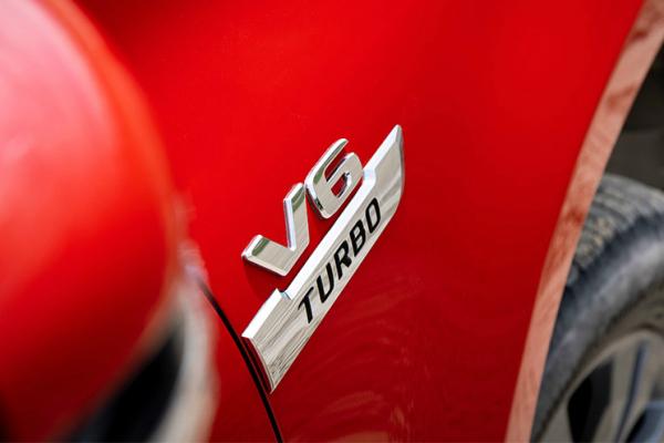 Самый мощный Mercedes X-Class оценен в рублях - 2