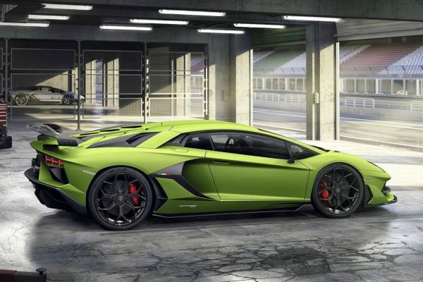      Lamborghini - 2