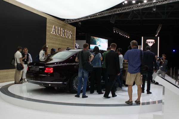 Лимузин Путина пошел в "серию" - 4