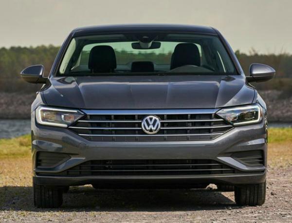 Volkswagen Jetta 2018. Фото Volkswagen