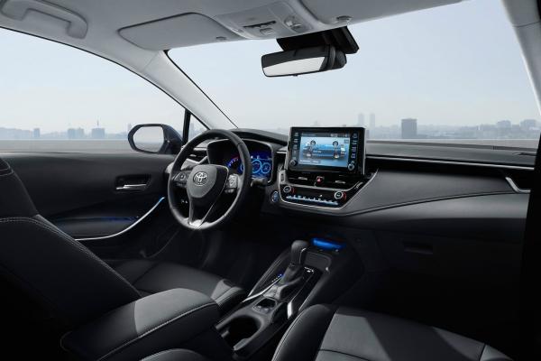 Toyota представила следующее поколение Corolla - 2