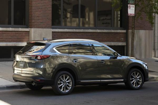 Mazda CX-8: теперь и с левым рулем - 1
