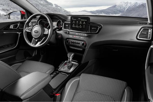 Kia укомплектовала Ceed SW для России - 1