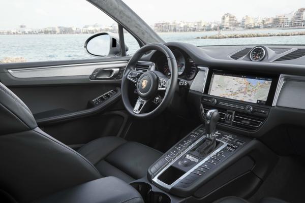 Porsche оценила в рублях обновленный Macan S - 1