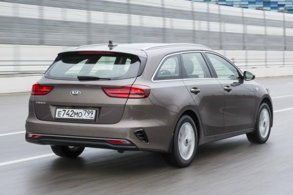 Kia Ceed SW оценен в рублях - 1